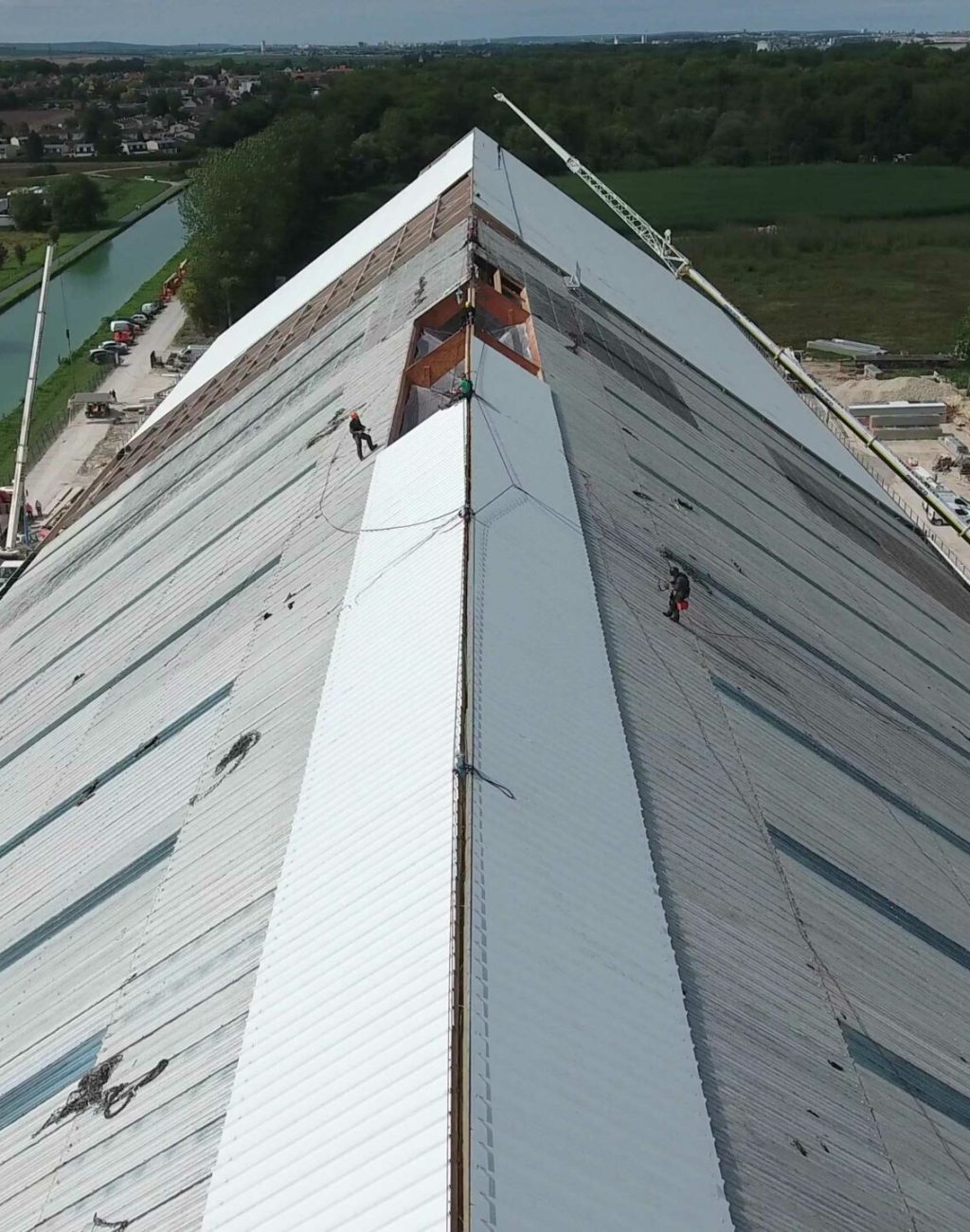 Intervention en hauteur sur la couverture du silo Cristal Union
